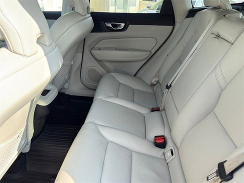 Used 2023 Volvo XC60 B5 Plus w/ Protection Package Premier image 26