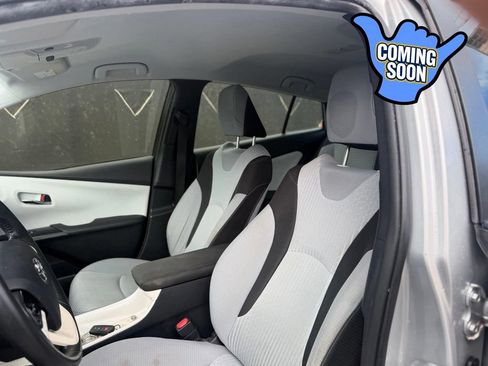 Used 2016 Toyota Prius Two FWD image 10
