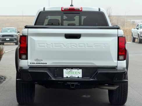 Used 2024 Chevrolet Colorado Trail Boss w/ Technology Package image 8