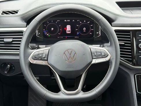 Used 2022 Volkswagen Atlas SE AWD/4WD image 15