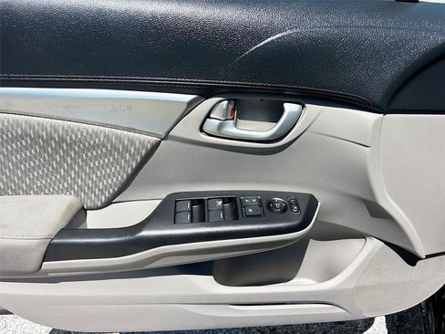 Used 2015 Honda Civic EX image 19