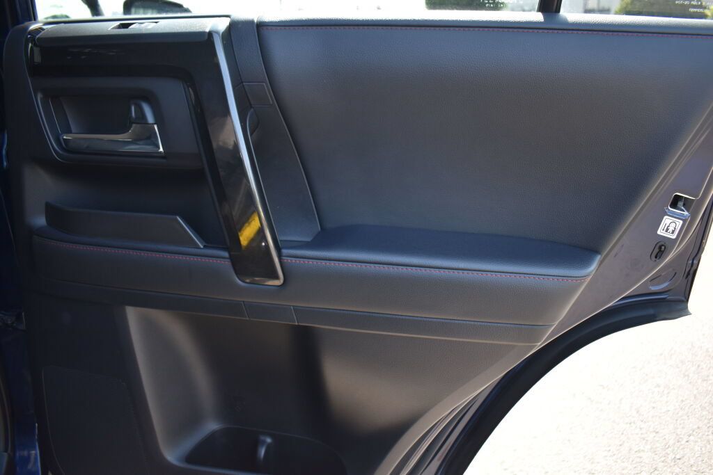 Certified 2021 Toyota 4Runner TRD Off-Road Premium w/ Moonroof Package AWD/4WD image 22