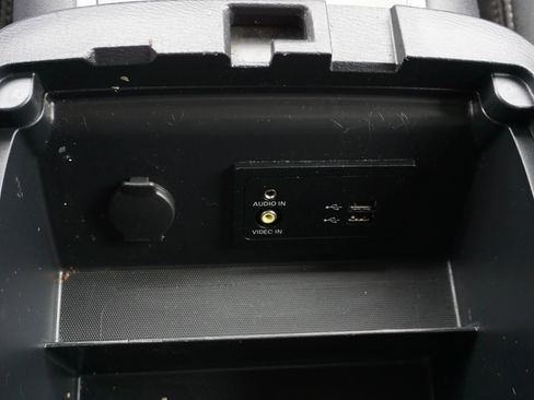 Used 2020 Nissan Pathfinder SV w/ Cargo Package FWD image 29