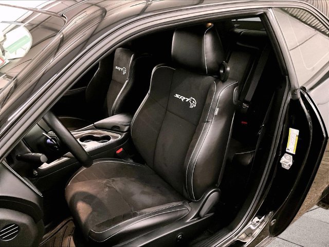 Used 2022 Dodge Challenger SRT Hellcat w/ Plus Package RWD image 24