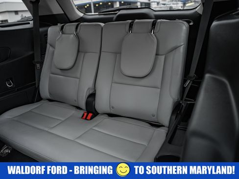 Certified 2025 Ford Explorer Platinum w/ Ultimate Package image 40