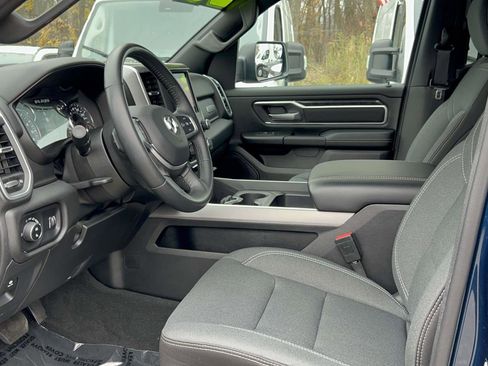 Used 2023 RAM 1500 Big Horn image 28