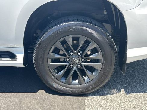 Used 2023 Lexus GX 460 Premium AWD/4WD image 22