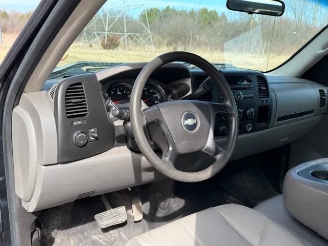 Used 2009 Chevrolet Silverado 2500 W/T RWD image 18
