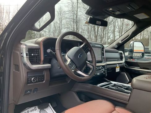 New 2026 Ford F250 King Ranch w/ Chrome Package image 13