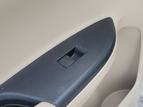 Used 2013 Honda Accord LX image 13