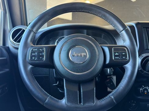 Used 2013 Jeep Wrangler Sport AWD/4WD image 22
