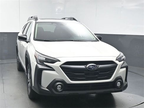New 2025 Subaru Outback Premium image 3