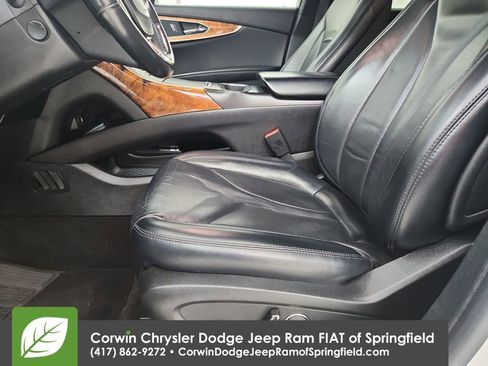 Used 2019 Lincoln Nautilus Select w/ Cargo Utility Package image 20