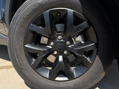Used 2025 Toyota RAV4 LE FWD image 8