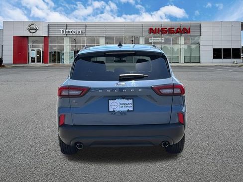 Used 2025 Ford Escape ST-Line FWD image 6