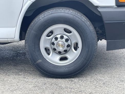 New 2025 Chevrolet Express 2500 w/ Driver Convenience Package image 9