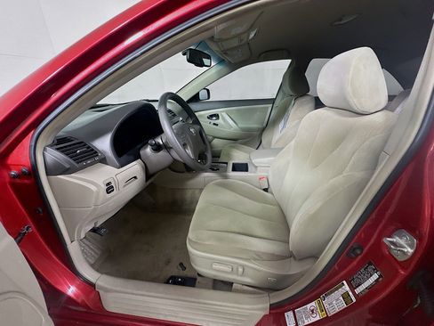 Used 2009 Toyota Camry LE image 13