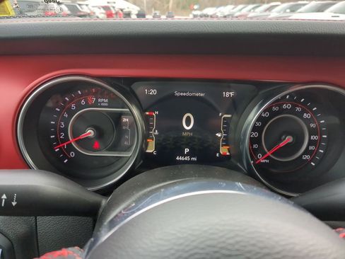 Used 2022 Jeep Gladiator Rubicon w/ Cold Weather Group image 17