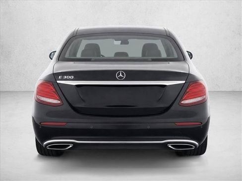 Used 2017 Mercedes-Benz E 300 image 6