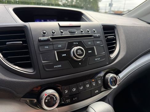 Used 2016 Honda CR-V LX image 29