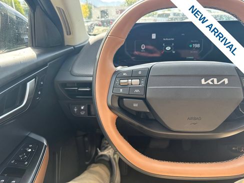 Used 2025 Kia EV6 Wind RWD image 21