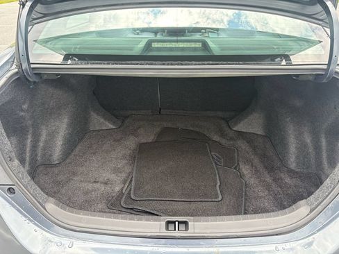 Used 2016 Toyota Corolla LE FWD image 17