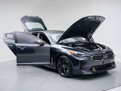 Used 2019 Kia Stinger GT1 AWD/4WD image 15