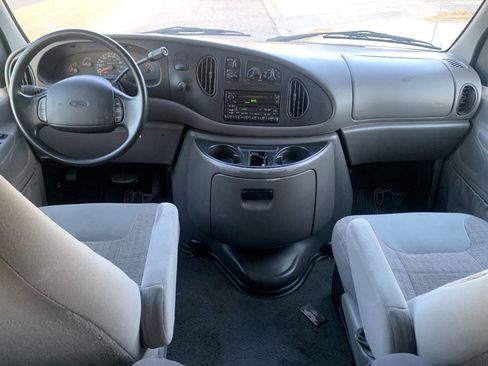 Used 1999 Ford E-350 and Econoline 350 XLT image 25