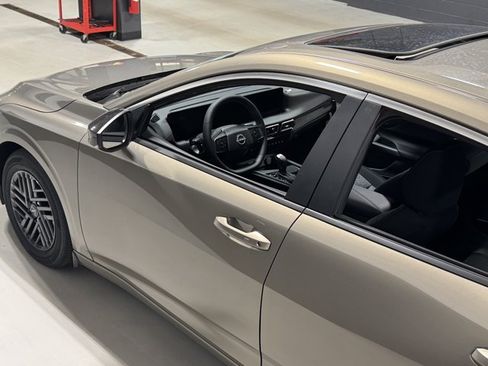 New 2026 Nissan Sentra SV w/ SV Convenience Package FWD image 20