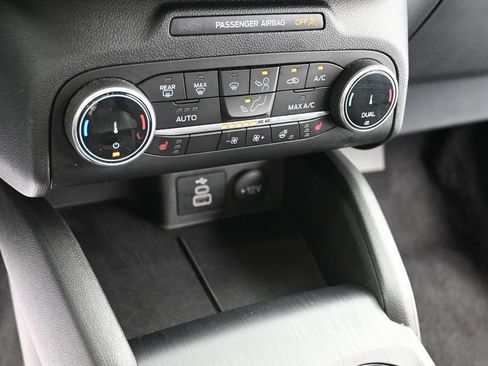 Certified 2024 Ford Escape Active AWD/4WD image 11