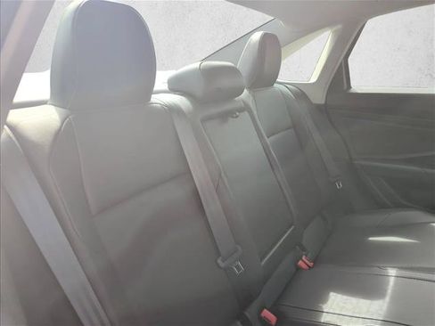 Used 2019 Volkswagen Jetta SE FWD image 29