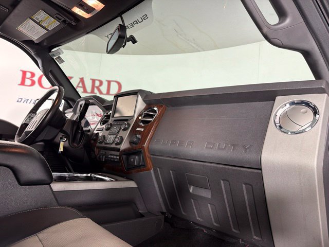 Used 2016 Ford F250 Lariat w/ Lariat Interior Package AWD/4WD image 35