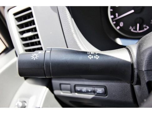 Certified 2024 Nissan Frontier SV w/ Technology Package image 15