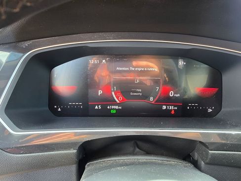 Used 2023 Volkswagen Tiguan SE R-Line image 23