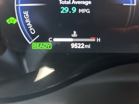 Certified 2025 Toyota Sienna XSE w/ XSE Premium Package AWD/4WD image 31