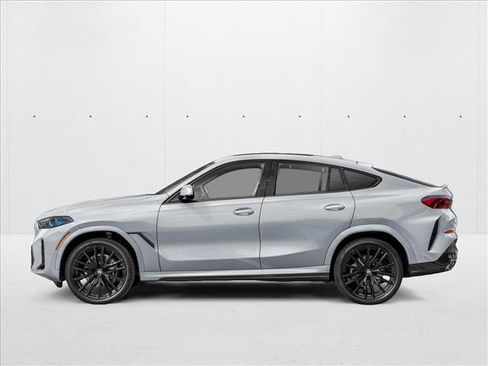 New 2026 BMW X6 M60i w/ Executive Package image 3