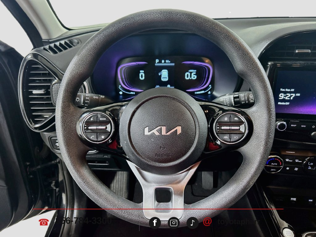 Used 2025 Kia Soul S FWD image 10