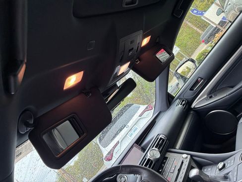 Used 2022 Lexus RC 350 F Sport RWD image 42