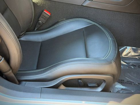 Used 2019 Chevrolet Corvette Stingray Coupe w/ 1LT image 12