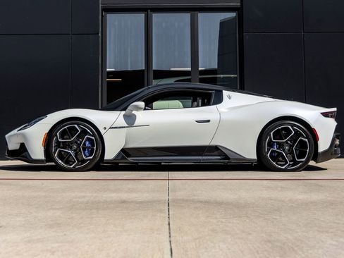 Used 2022 Maserati MC20 Coupe RWD image 10