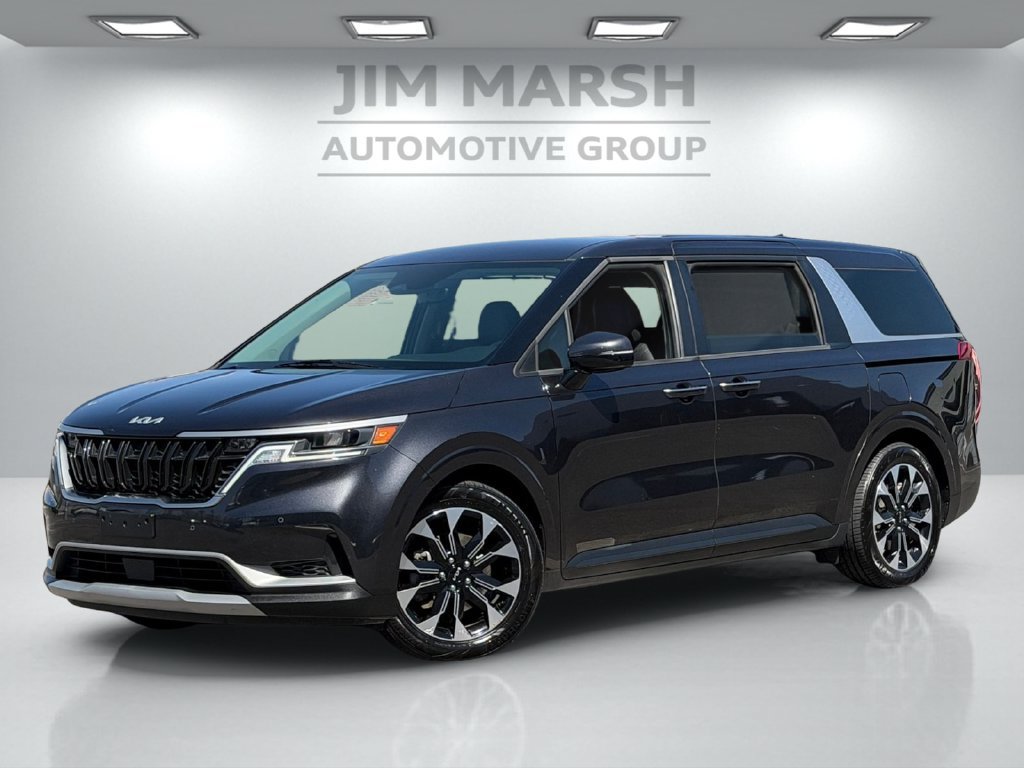 Used 2024 Kia Carnival EX FWD image 2