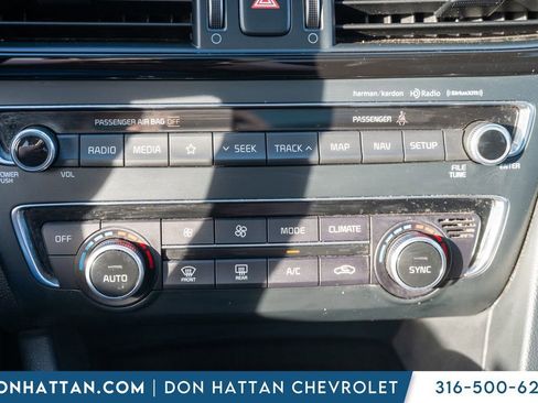 Used 2020 Kia Optima Premium image 10