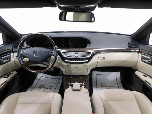 Used 2012 Mercedes-Benz S 550 4MATIC image 37