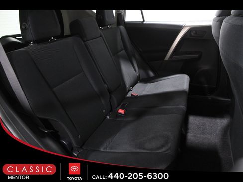 Used 2014 Toyota RAV4 LE image 16