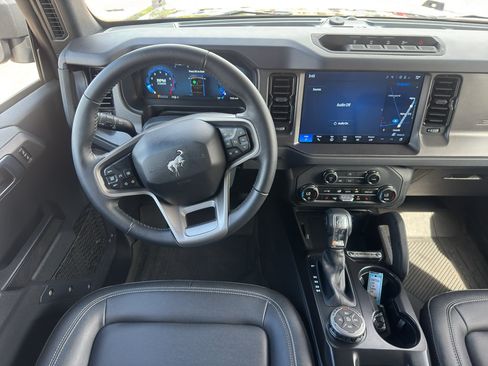 Used 2025 Ford Bronco Big Bend w/ Black Diamond Package AWD/4WD image 11