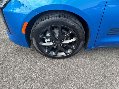 New 2027 Chrysler Pacifica Select FWD image 30