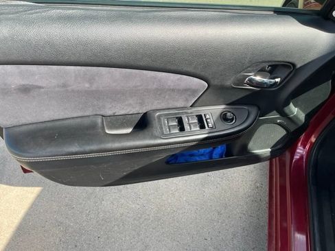 Used 2011 Chrysler 200 S FWD image 16