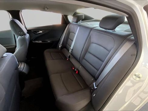 Used 2024 Chevrolet Malibu LS FWD image 16