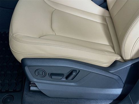 New 2026 Audi Q7 2.0T Premium image 9