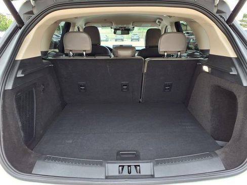 Certified 2024 Lincoln Corsair FWD w/ Rear Removable Package Tray image 25